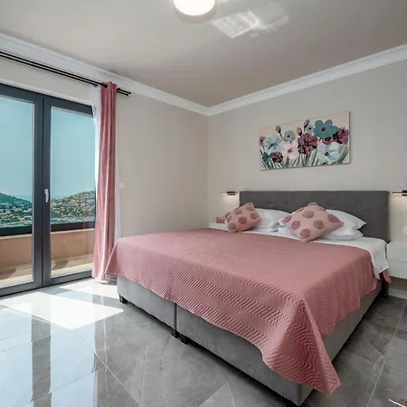 Makris No1 Apartment *