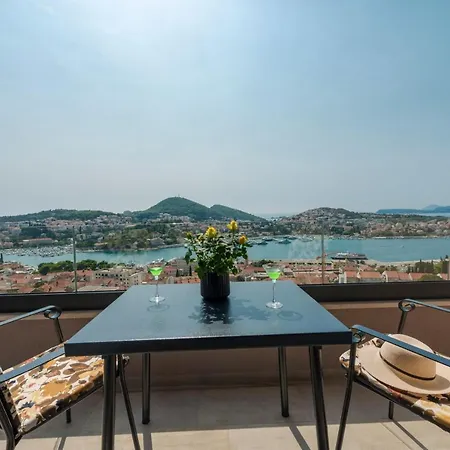 Appartement Makris No1