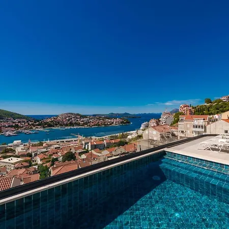 Appartement Makris No1 *