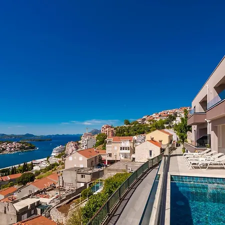 Apartment Makris No1 *