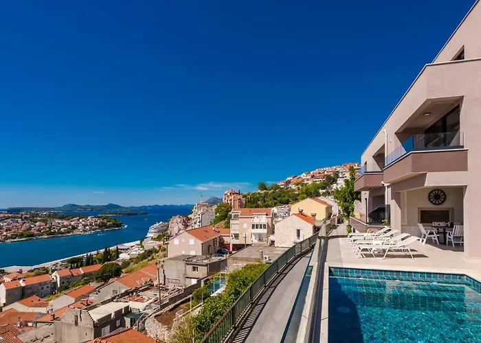 Daire Makris No1 *
