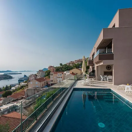 Makris No1 *